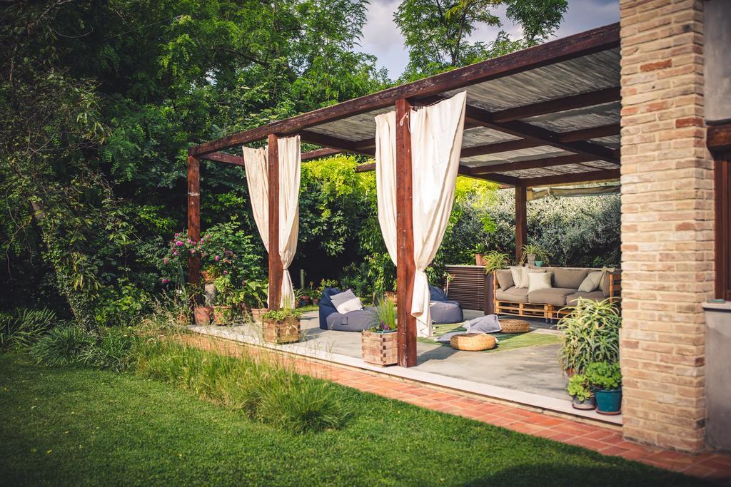 B&B I Fiori Della Cava Песаро Екстериор снимка