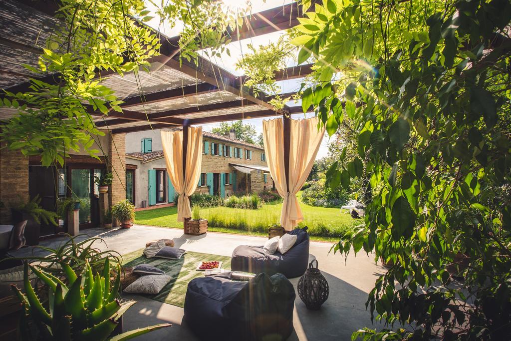 B&B I Fiori Della Cava Песаро Екстериор снимка